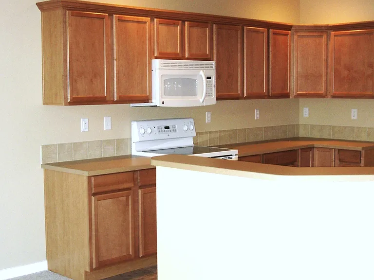 1630 W Carson Ave — Photo 6