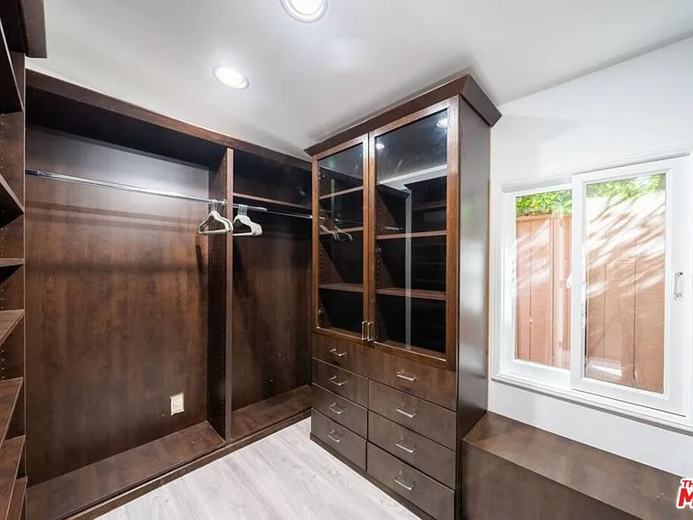 11331 Isleta St — Photo 29
