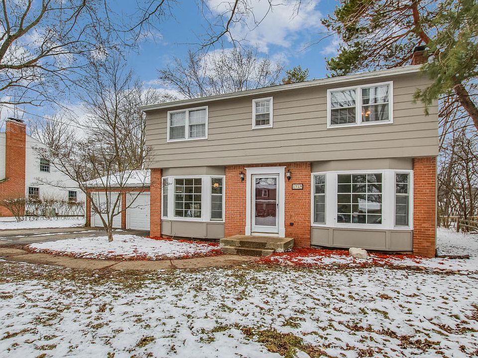 1st image of 1719 Sherwood Dr SE