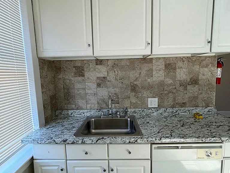 11 Elm St #3 — Photo 6