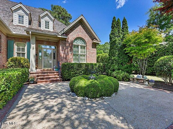 4th image of 853 Gull Point Road