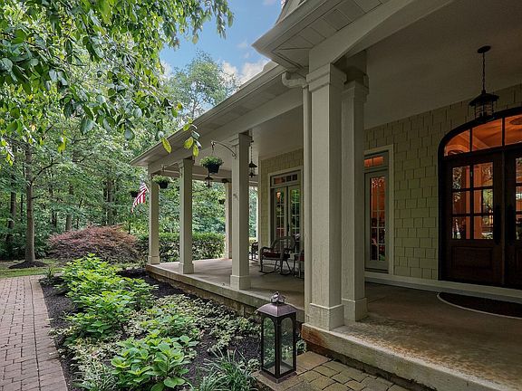 5th image of 17765 Willow Wood Ln