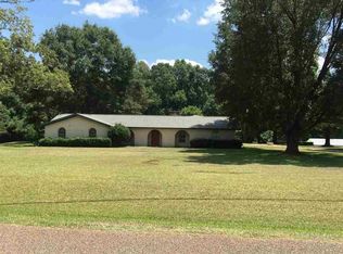 110 Traceside Dr, Natchez, MS 39120