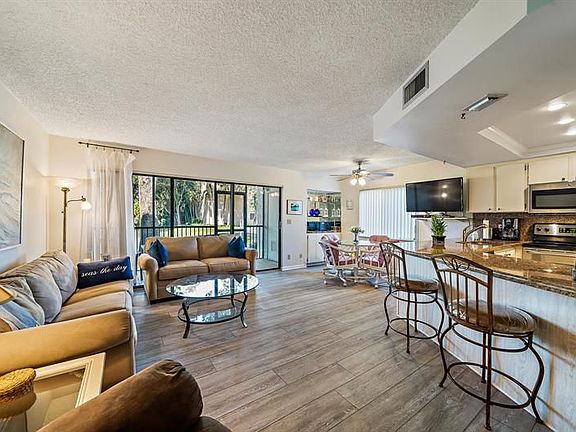 3rd image of 1605 S Us Highway 1 APT C106