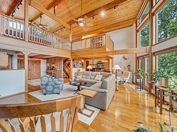 5th image of 1409 Gowen Ln