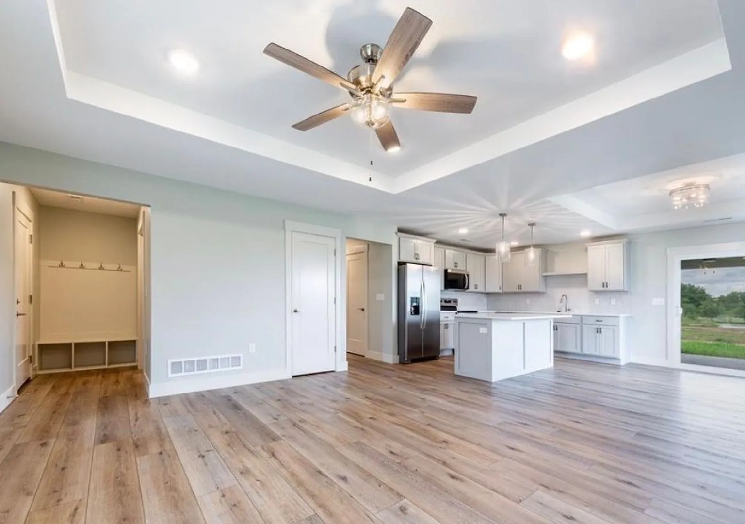 Brand New Home- 3 Bedroom 2 Bathroom — Photo 3