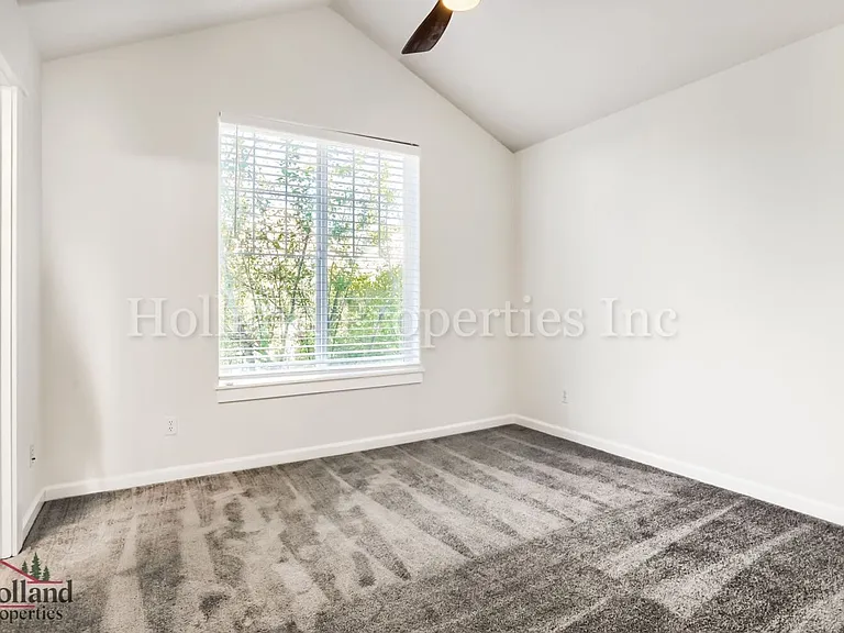 16028 SW Gage Ln — Photo 13