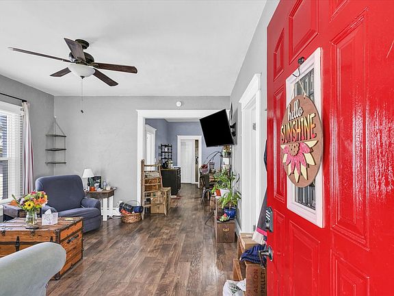 5th image of 617 W Blaine St