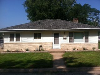 1st image of 2455 Woodlawn St
