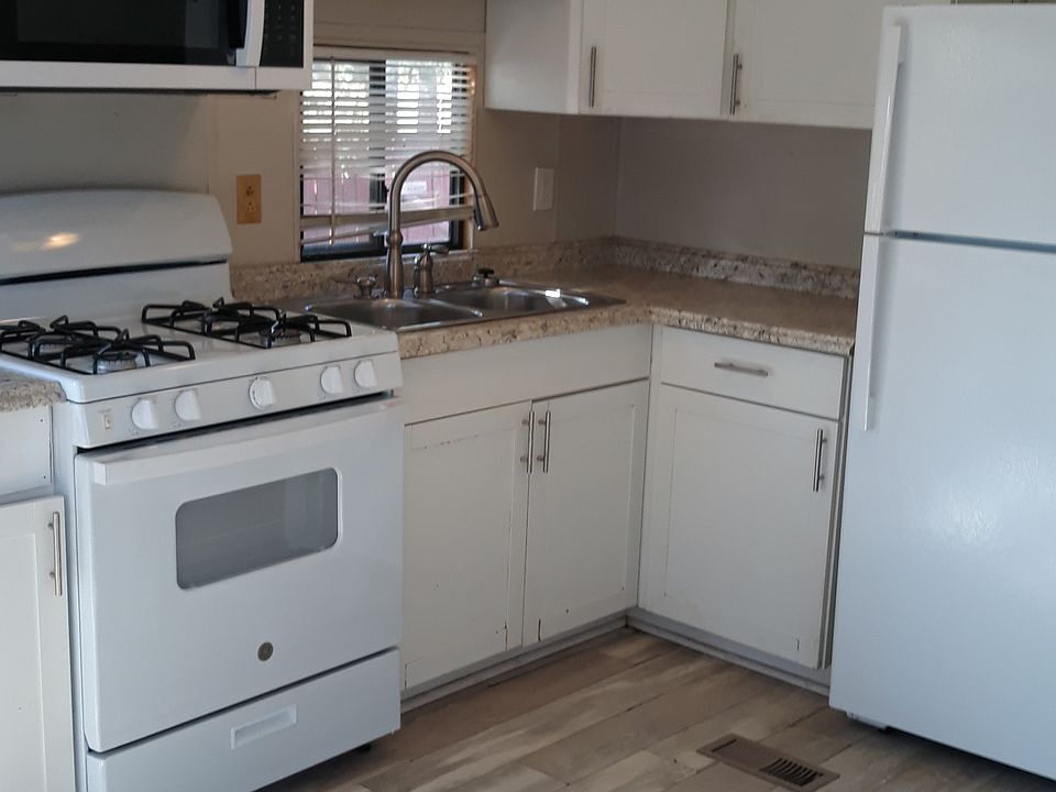 1st image of 200 S Marshall St #23