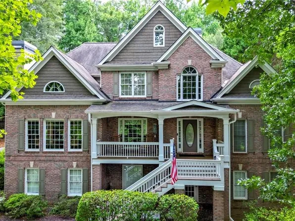 4016 Hickory Fairway Dr, Woodstock, GA 30188