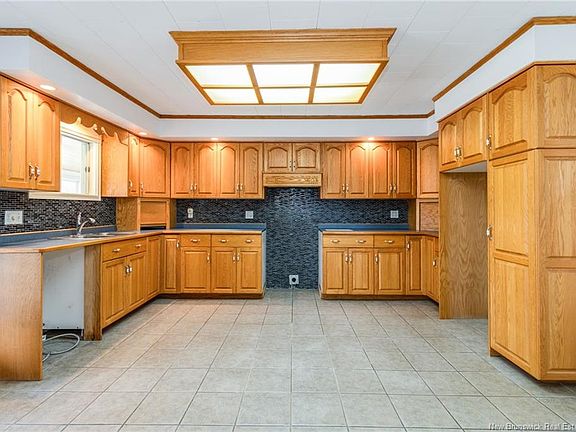 3rd image of 9 Netties Ln
