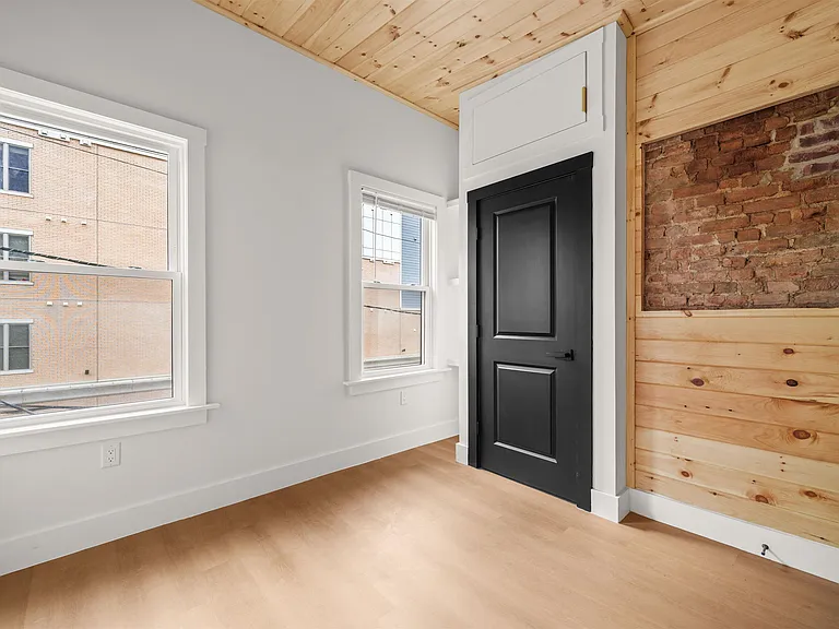 14 Westervelt Pl #3 — Photo 11