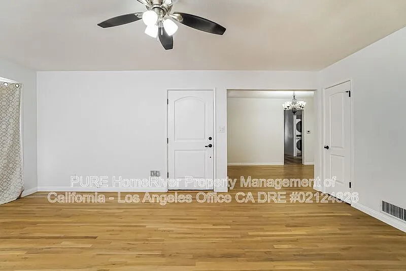 3 bed, 2.0 bath, 1500 sqft, $3,895 — Photo 3