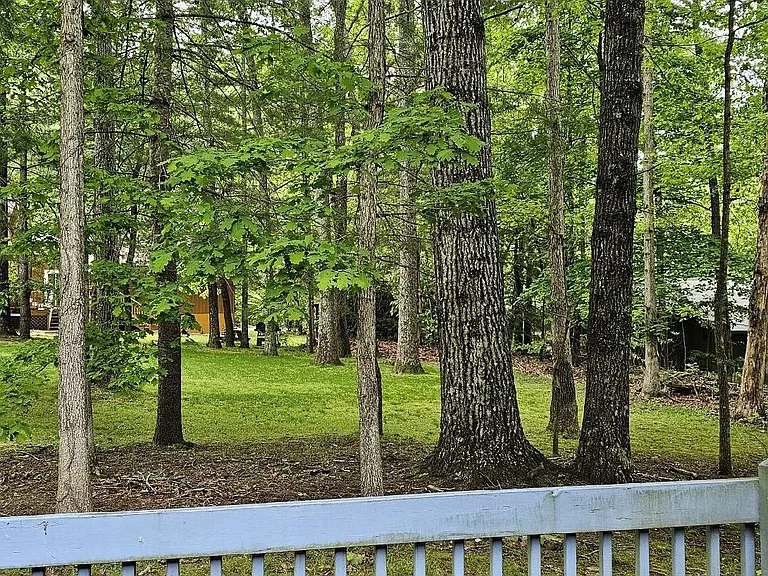 101 Highgate Dr — Photo 26