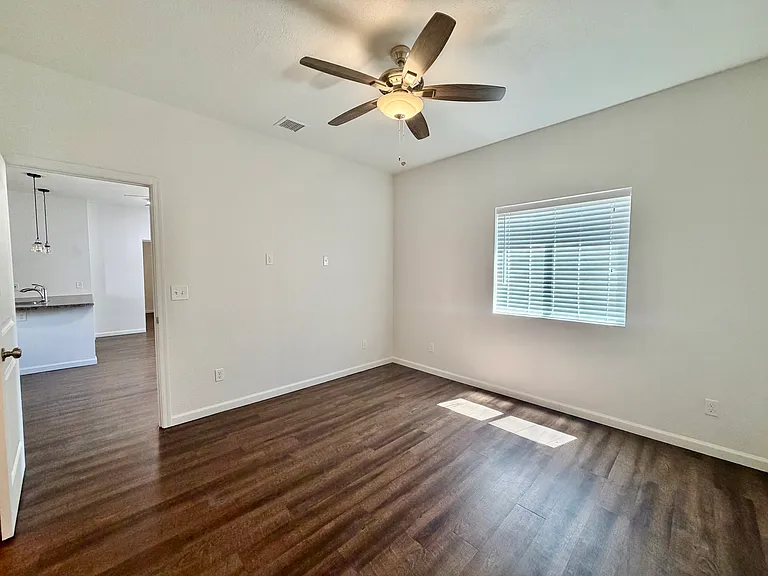 2505 N 48th St #2 — Photo 5