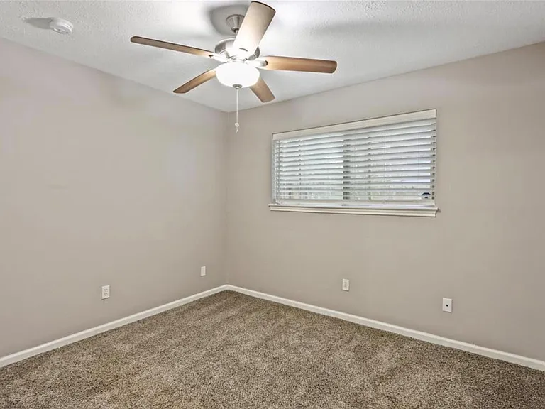 6903 White Tail Dr — Photo 12