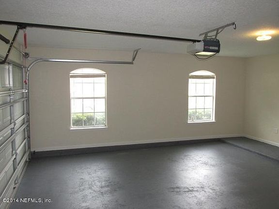 4th image of 617 Lookout Lakes Dr