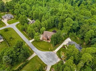 6103 Bar Ct, Oak Ridge, NC 27310