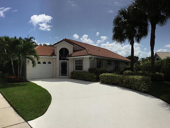 4th image of 12111 Bay Club Dr