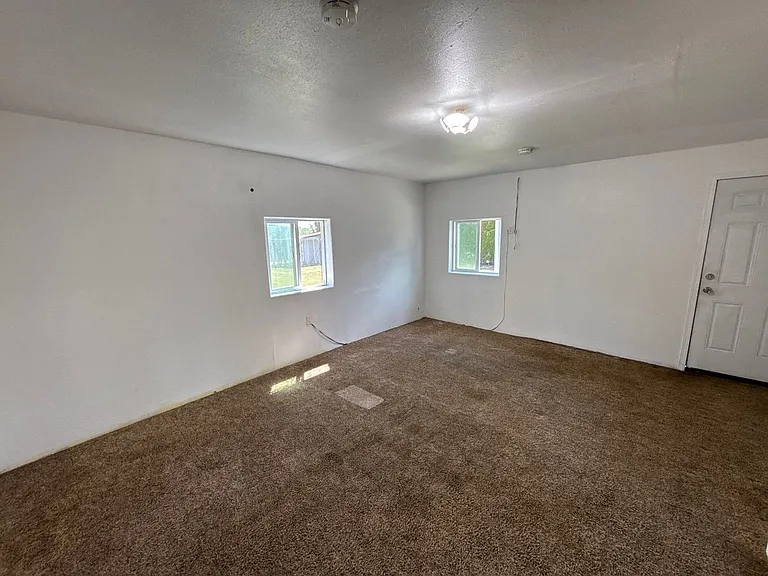 3810 Mahrt Ave SE — Photo 17