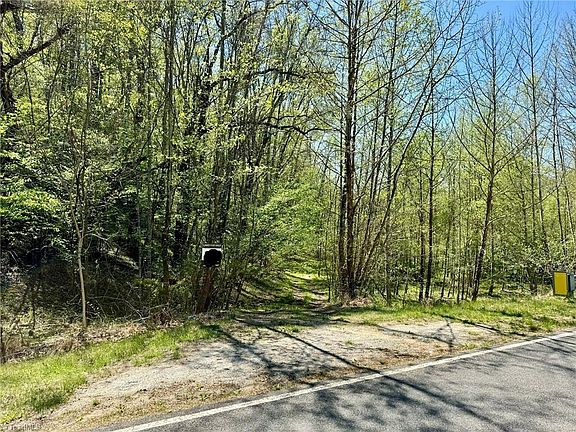2nd image of 3311 State Highway 66 S Lot A