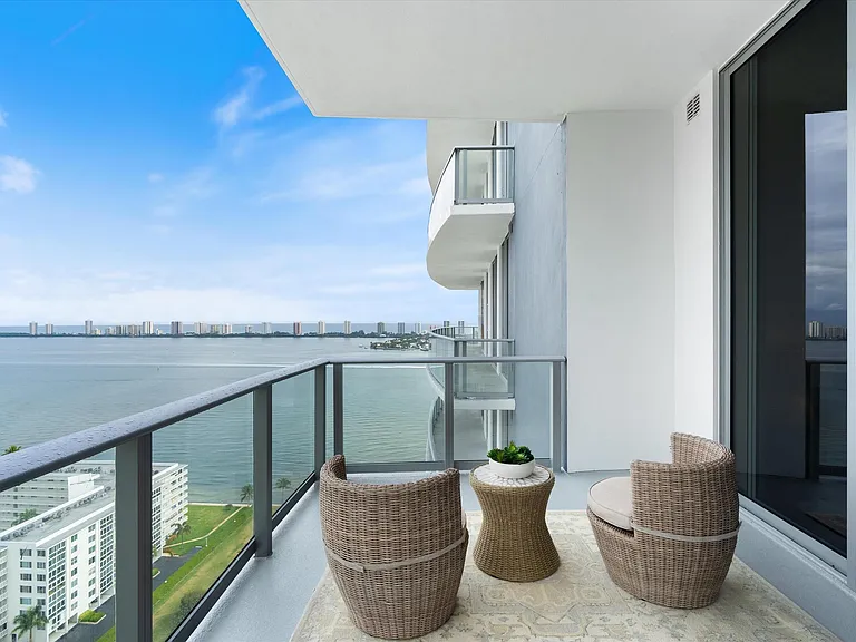220 Lake Shore Dr #2305 — Photo 24
