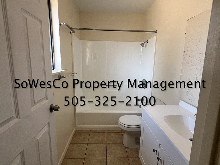 2408 Hutton Ave — Photo 6