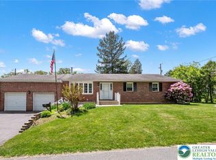 1218 Avocet Dr, Breinigsville, PA 18031