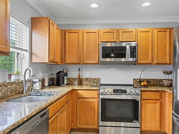 3rd image of 1806 Magliano Drive