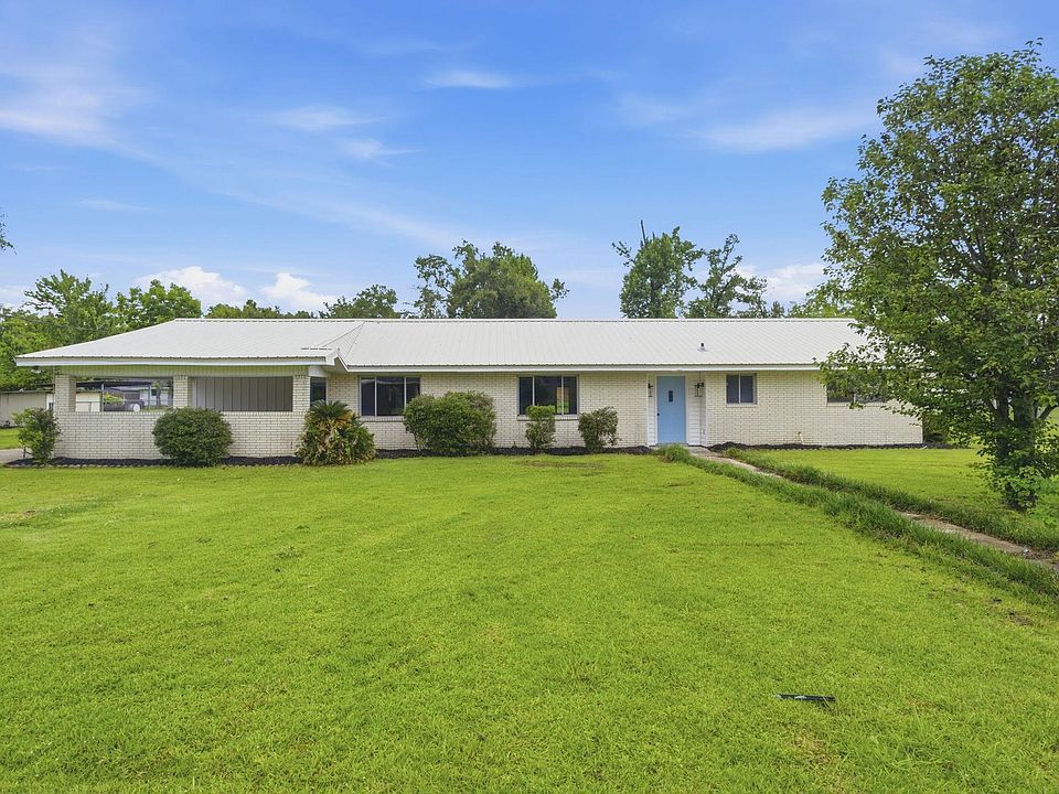1st image of 325 Noma Ln