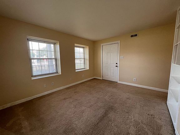 4th image of 2037 E Ocean View Ave APT 1