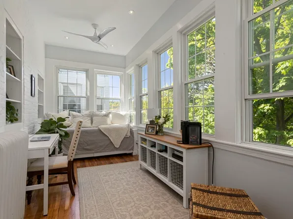 18 Park Vale Ave APT 6, Boston, MA 02134