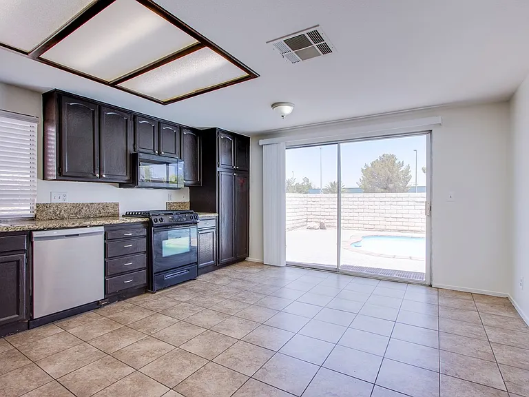 7510 Isley Ave — Photo 7