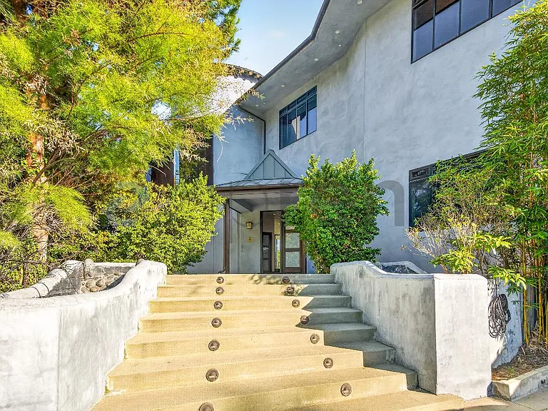 1799 Correa Way — Photo 10