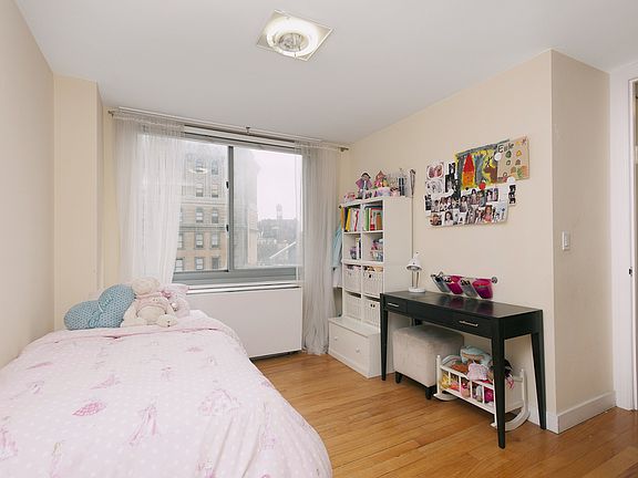 4th image of 2021 Broadway #11J