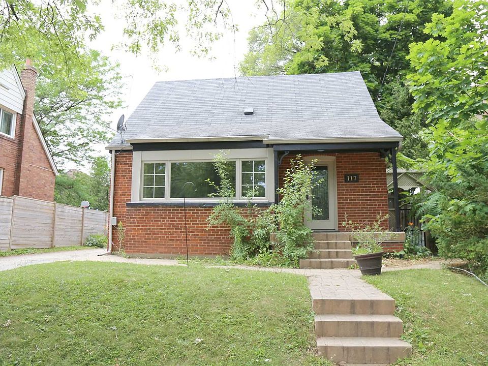 1st image of 117 Prince Charles Dr