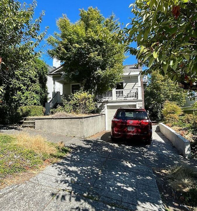 1st image of 1816 NE 55th St #B