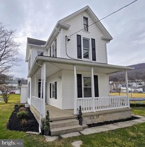 22 N Main St, Yeagertown, PA, 17099