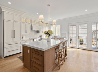 32 High St, Charlestown, MA 02129