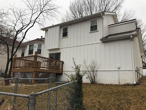 3rd image of 8831 Ditzler Ave
