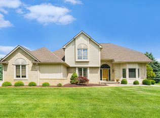 3202 Golfview Dr, Saline, MI 48176