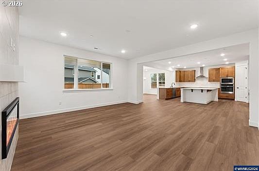 5th image of 5954 Sorrento St