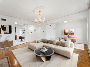 189 Christopher Columbus Dr APT 4, Jersey City, NJ