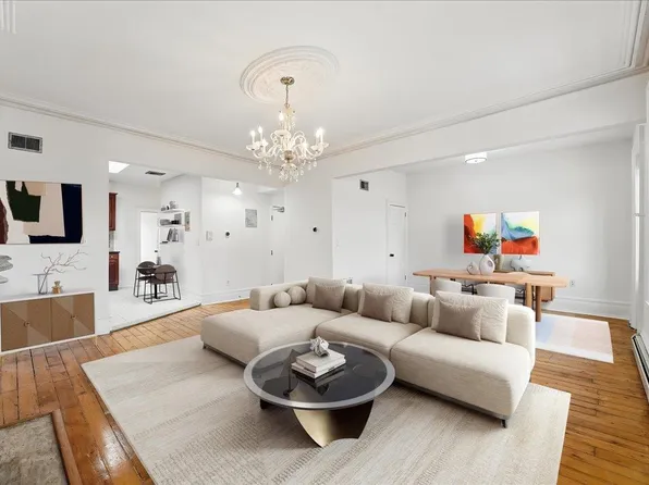 189 Christopher Columbus Dr APT 4, Jersey City, NJ 07302
