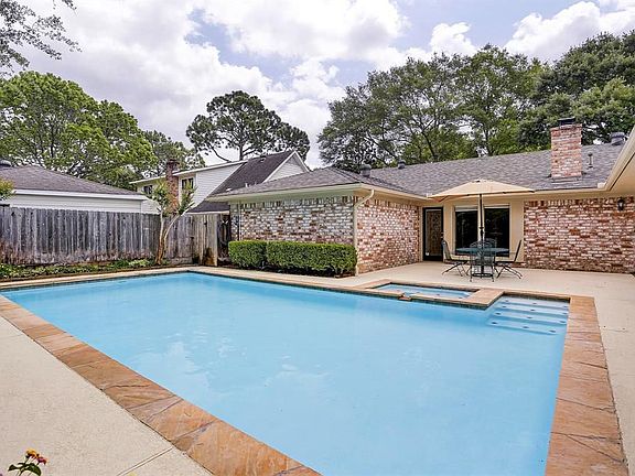 5th image of 12374 Westella Dr