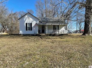 15 Goodsprings Rd, Fredonia, KY 42411