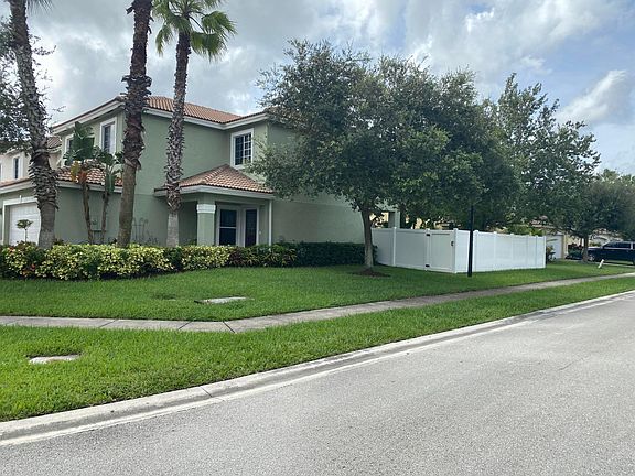 3rd image of 6583 Adriatic Way E