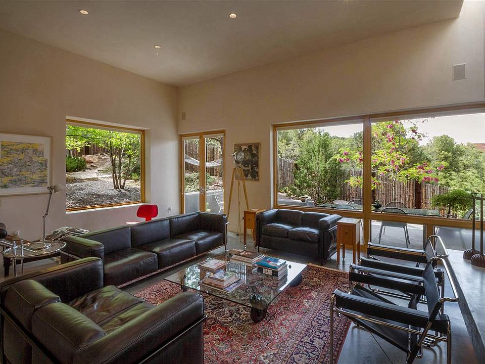 1st image of 1110 Calle Conejo