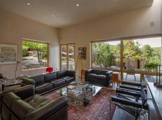 1110 Calle Conejo, Santa Fe, NM 87501